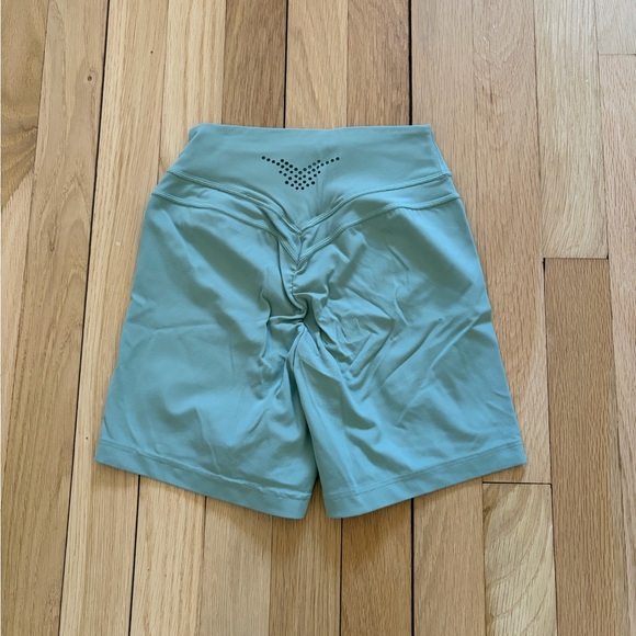 Gymshark Whitney Simmons Shorts - Picture 2 of 2